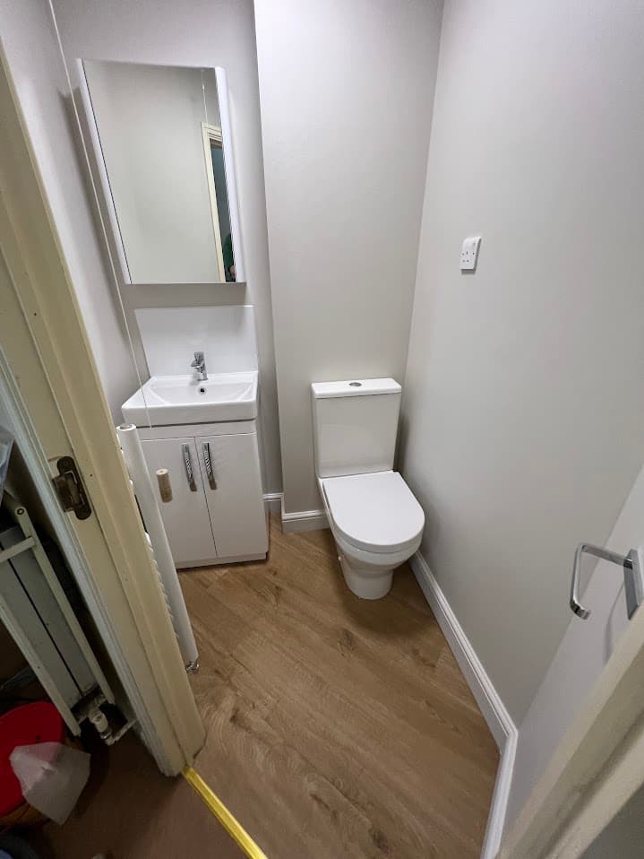 Compact Angular Cloakroom detail