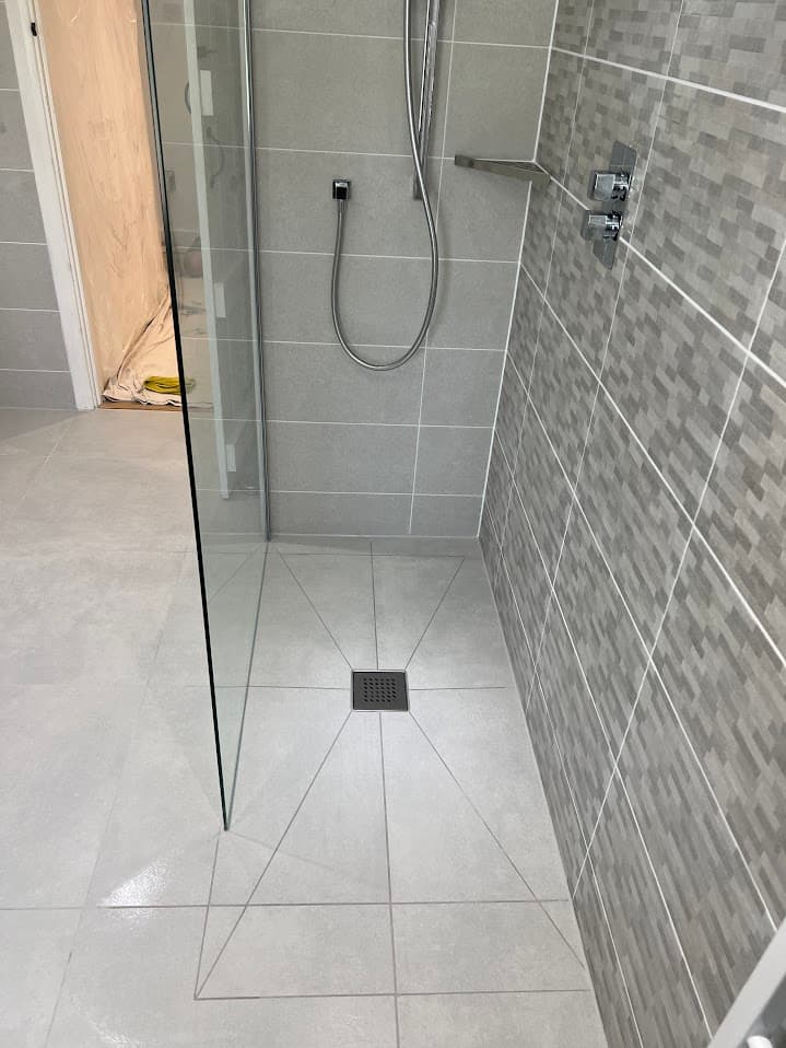 Grey Mosaic Wet Room detail