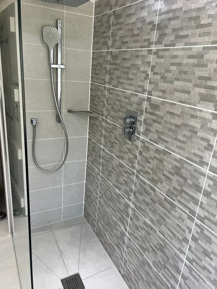 Grey Mosaic Wet Room detail