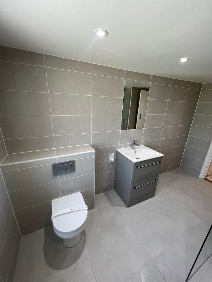 Grey Mosaic Wet Room detail