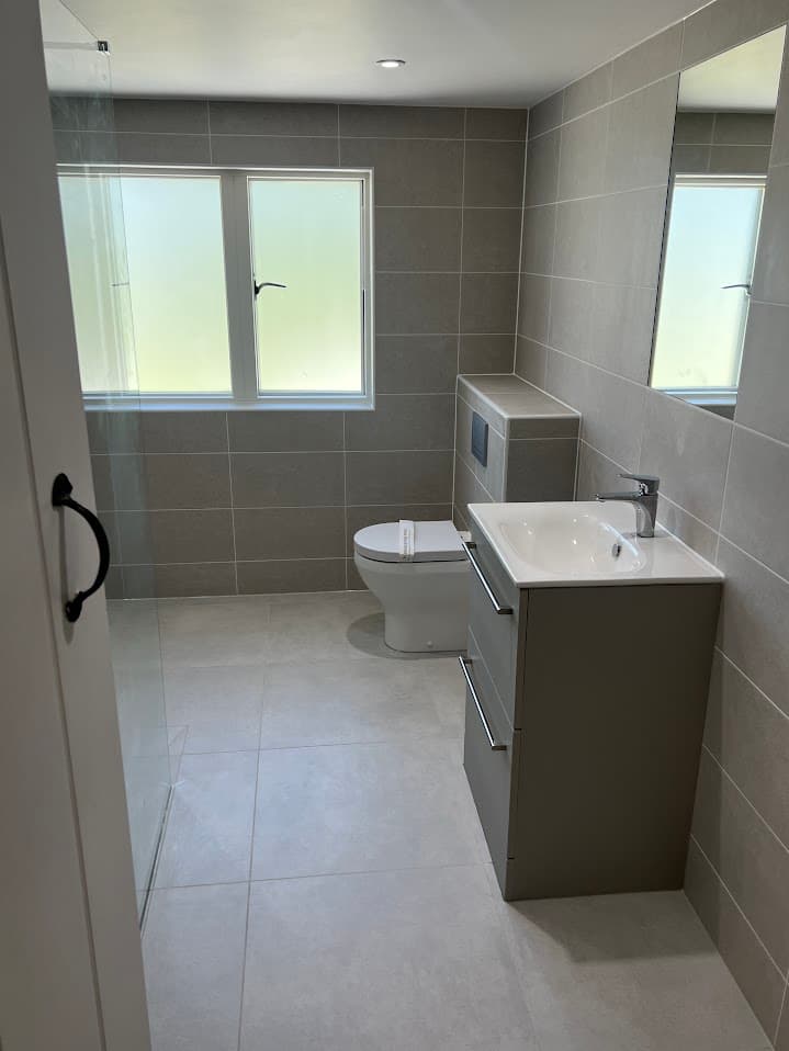 Grey Mosaic Wet Room detail