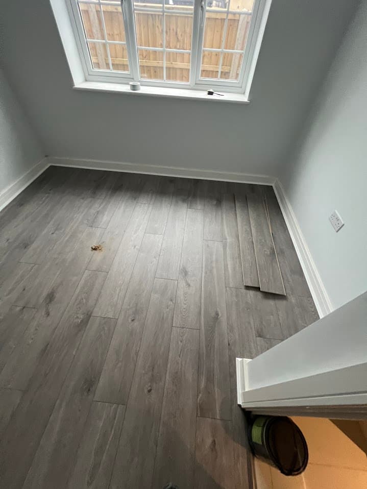 Grey Oak Bedroom Flooring