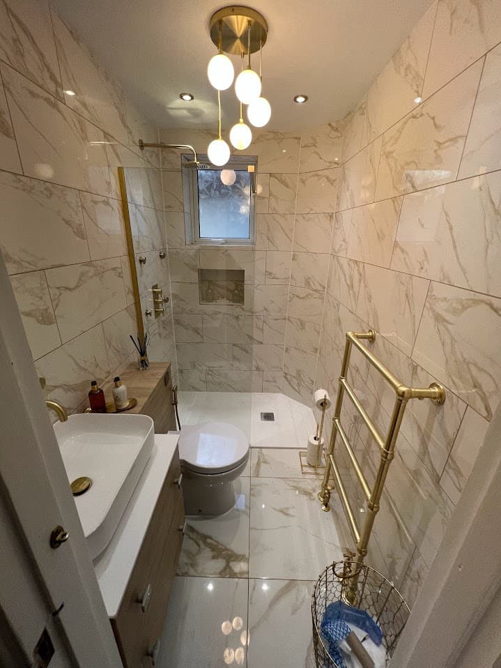 Marble & Gold Suite detail