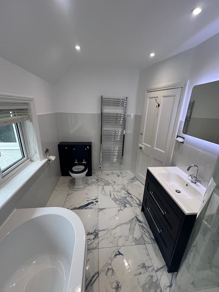 Marble & Midnight Suite detail