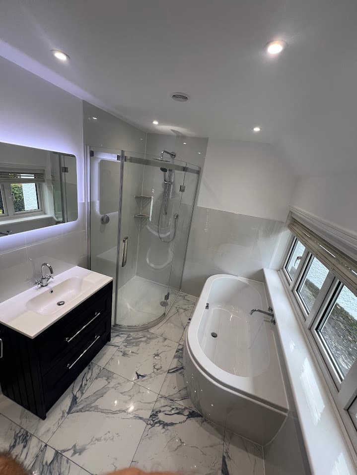 Marble & Midnight Suite detail