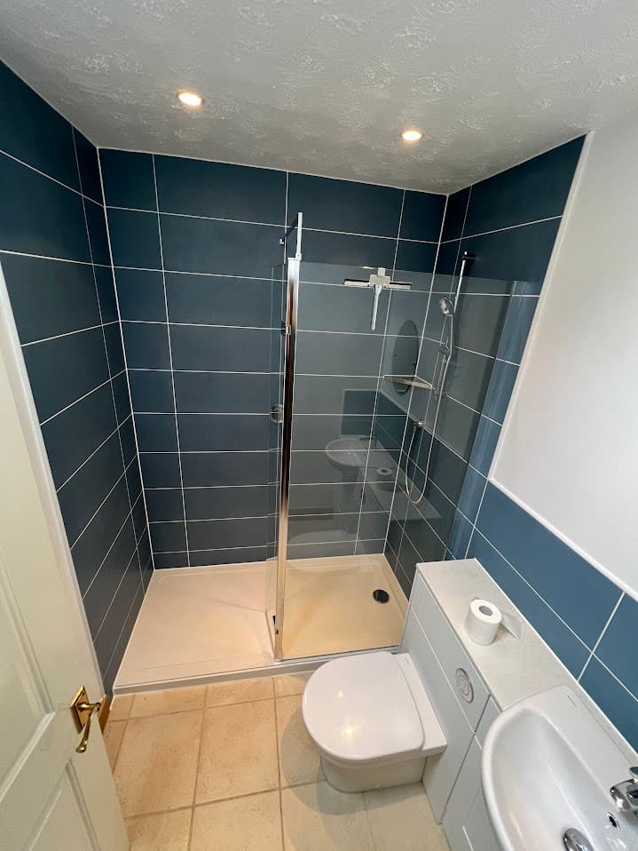 Slate Blue & White Suite detail