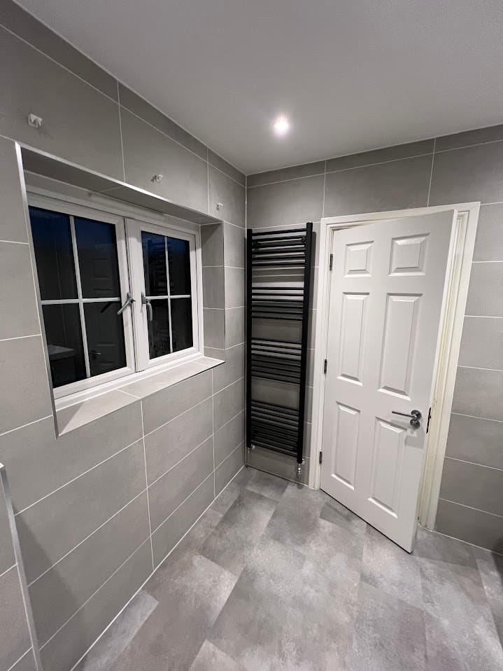 Slate & Chrome Shower Room detail