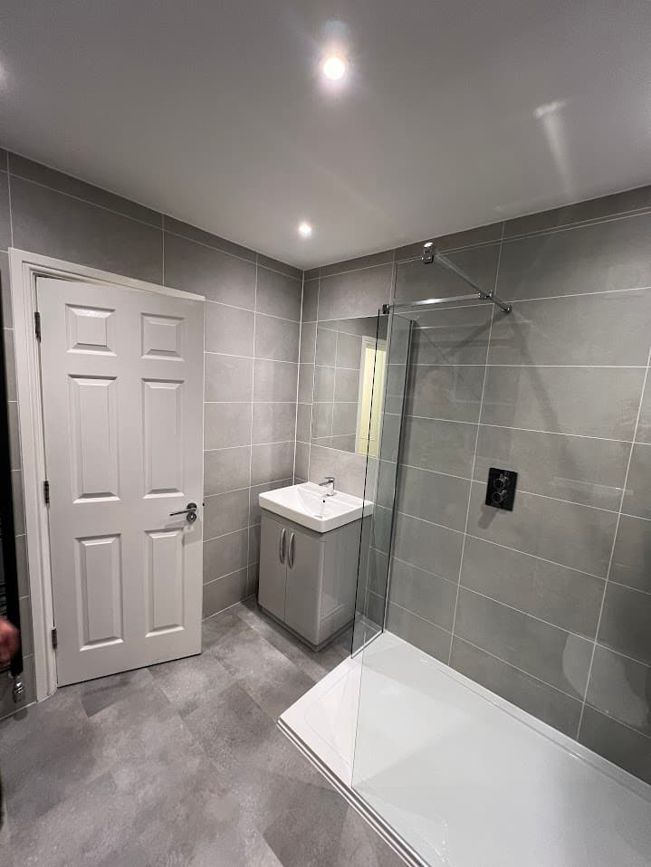 Slate & Chrome Shower Room detail