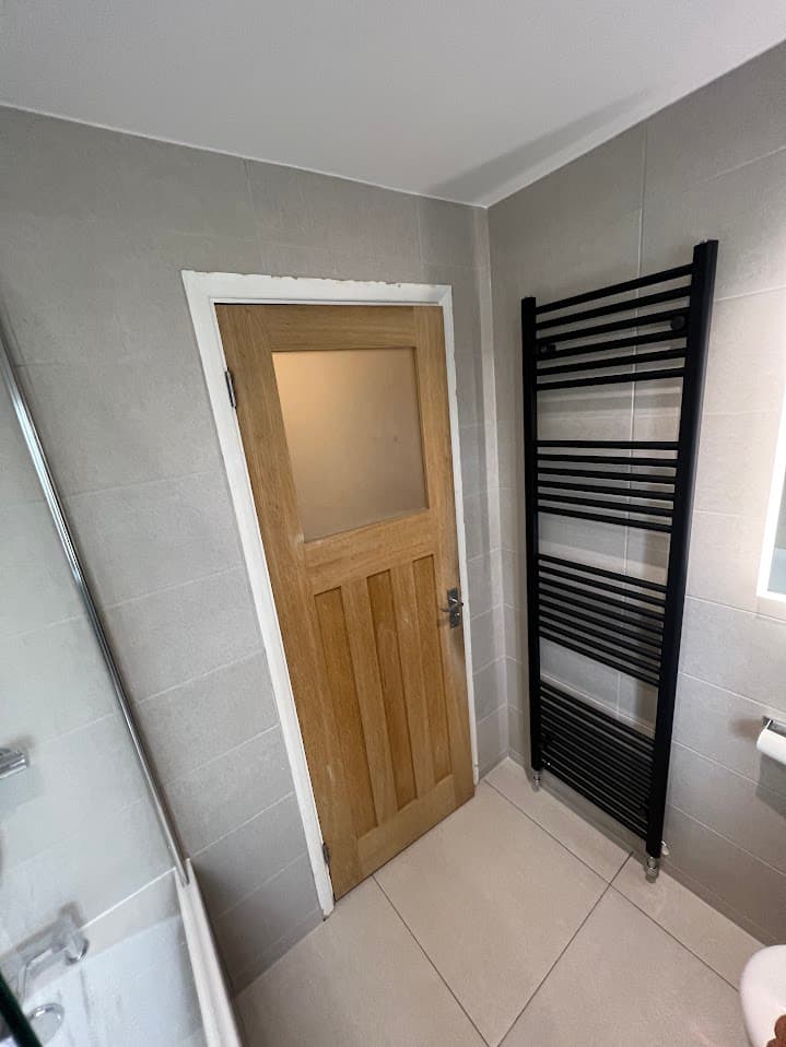 Stone & Graphite Suite detail