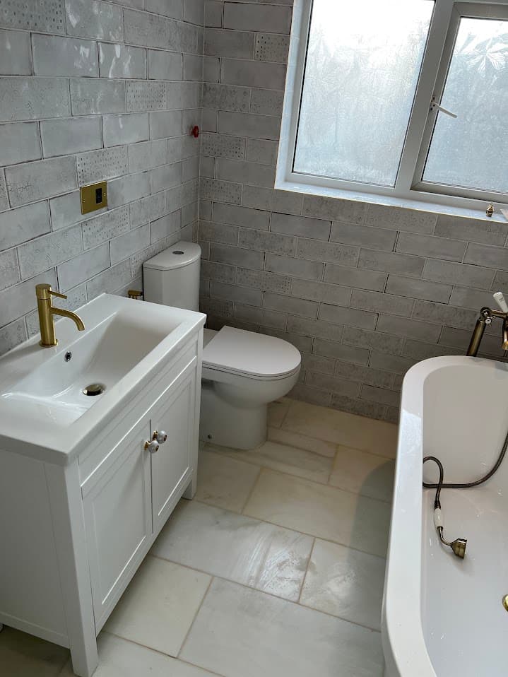 Textured Grey & Brass Suite detail