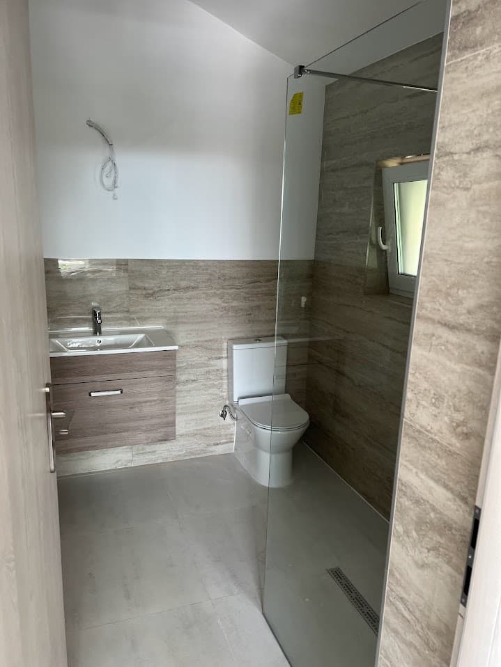 Warm Stone Walk-In Suite