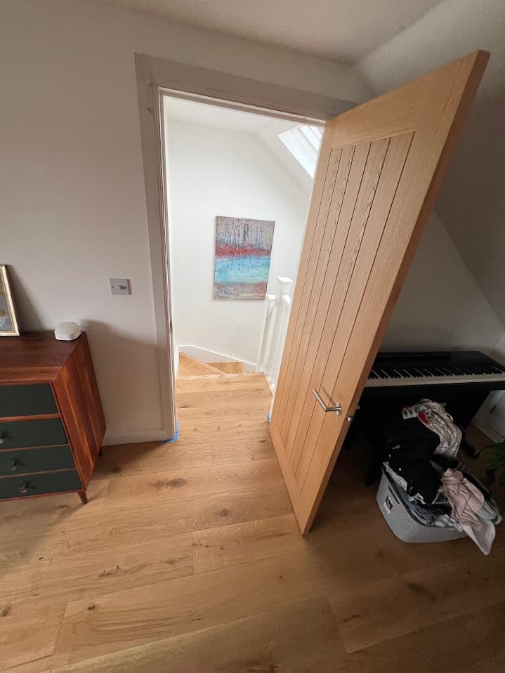 Engineered Oak Landing, Bedroom & Staircase detail