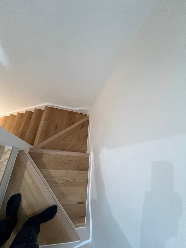 Engineered Oak Landing, Bedroom & Staircase detail