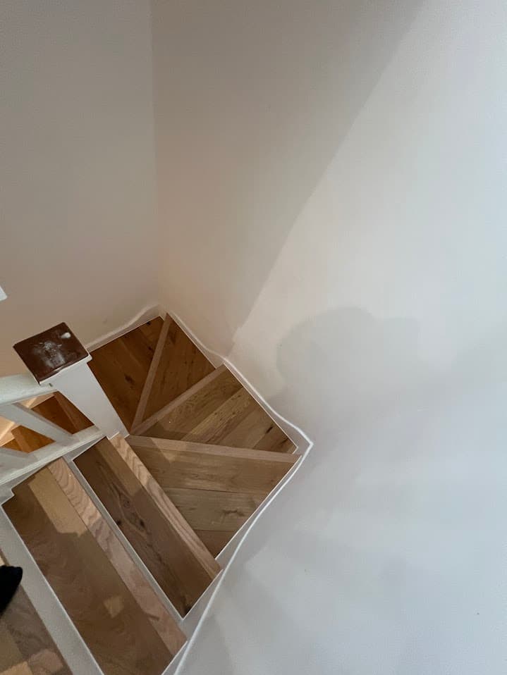 Engineered Oak Landing, Bedroom & Staircase detail