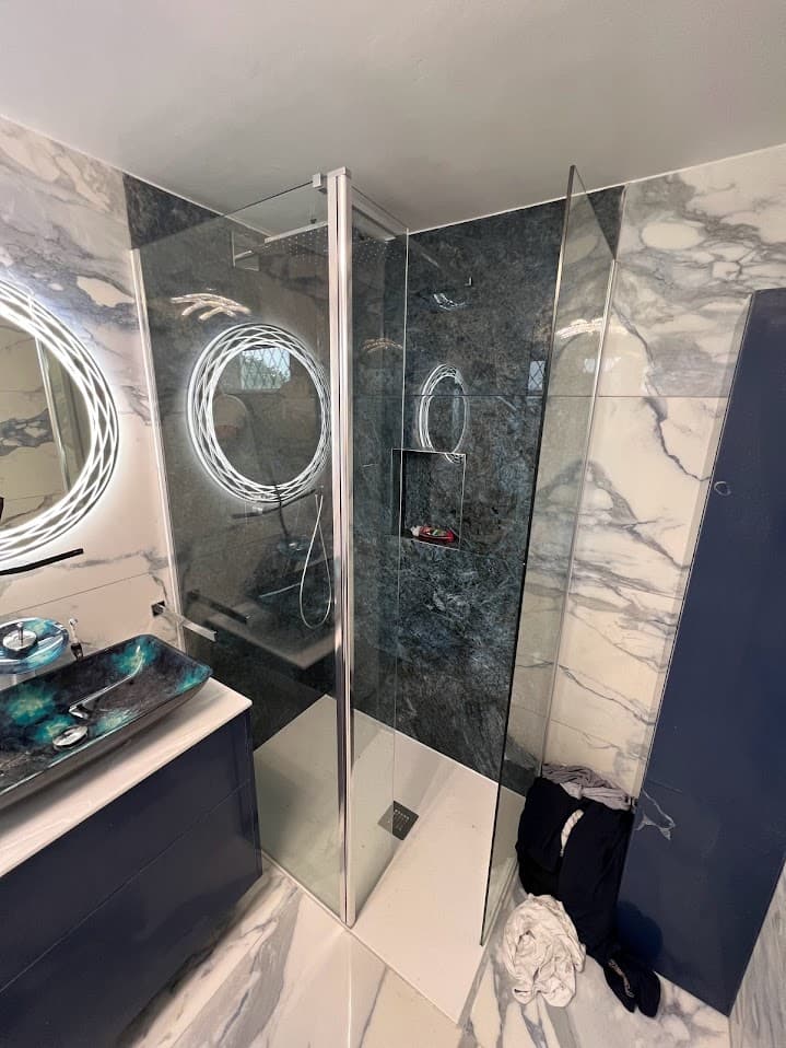 Midnight Blue Onyx Suite detail