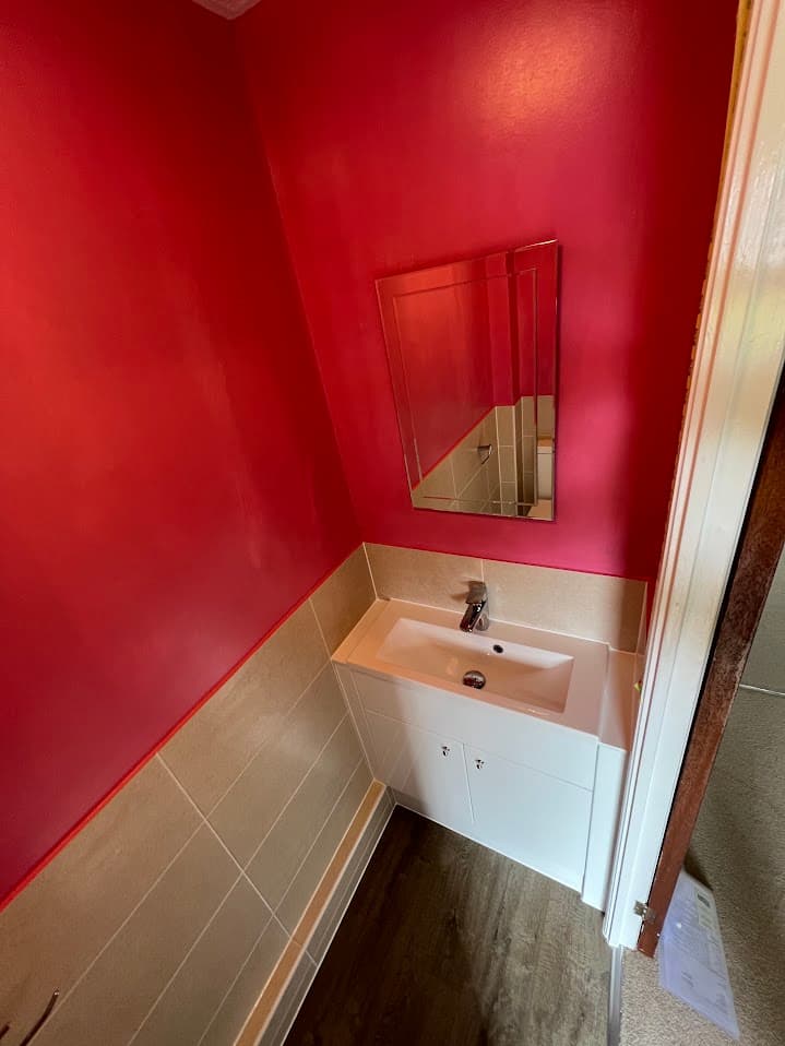 Vibrant Magenta Cloakroom detail