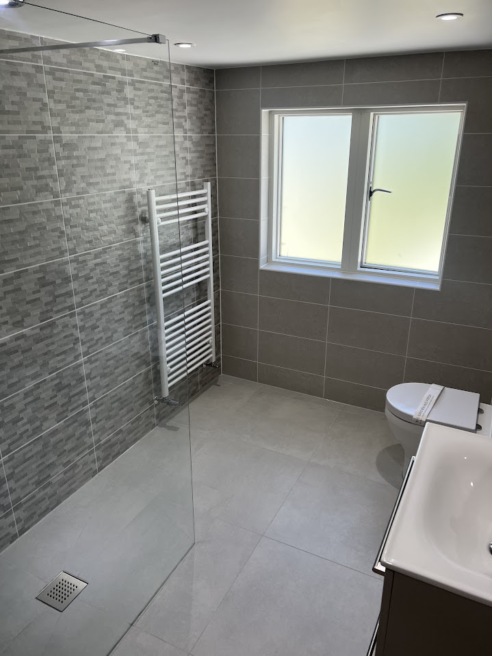 Grey Mosaic Wet Room