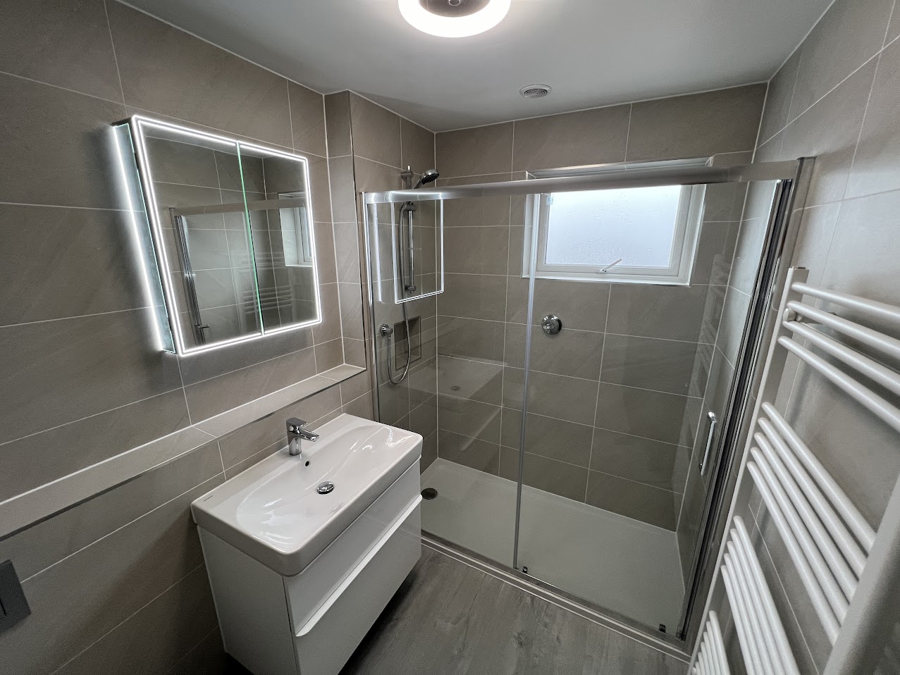 Neutral Stone & Gloss Suite