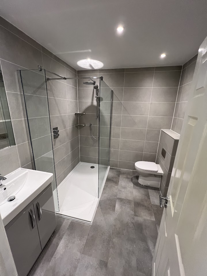 Slate & Chrome Shower Room